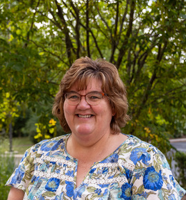 Jodi hoover headshot
